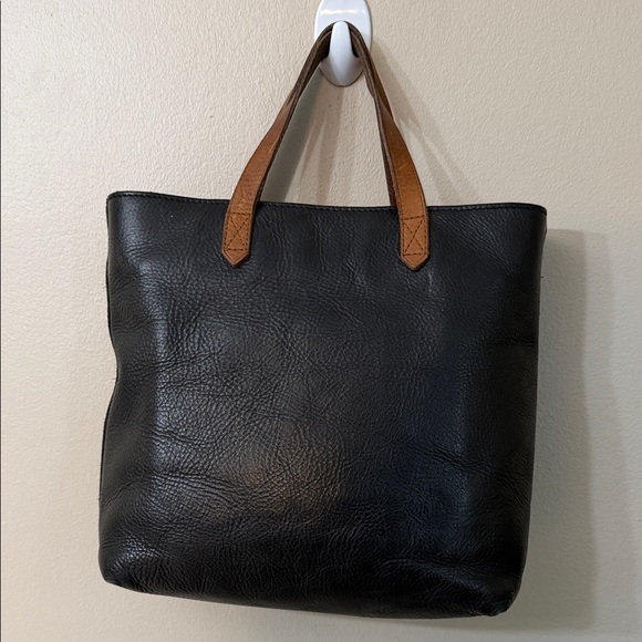 Madewell Black and Tan Shoulder Bag - Picture 2 of 11